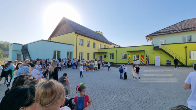 Торжественное открытие нового детского сада в городе Сынжера, рассчитанного на 320 мест